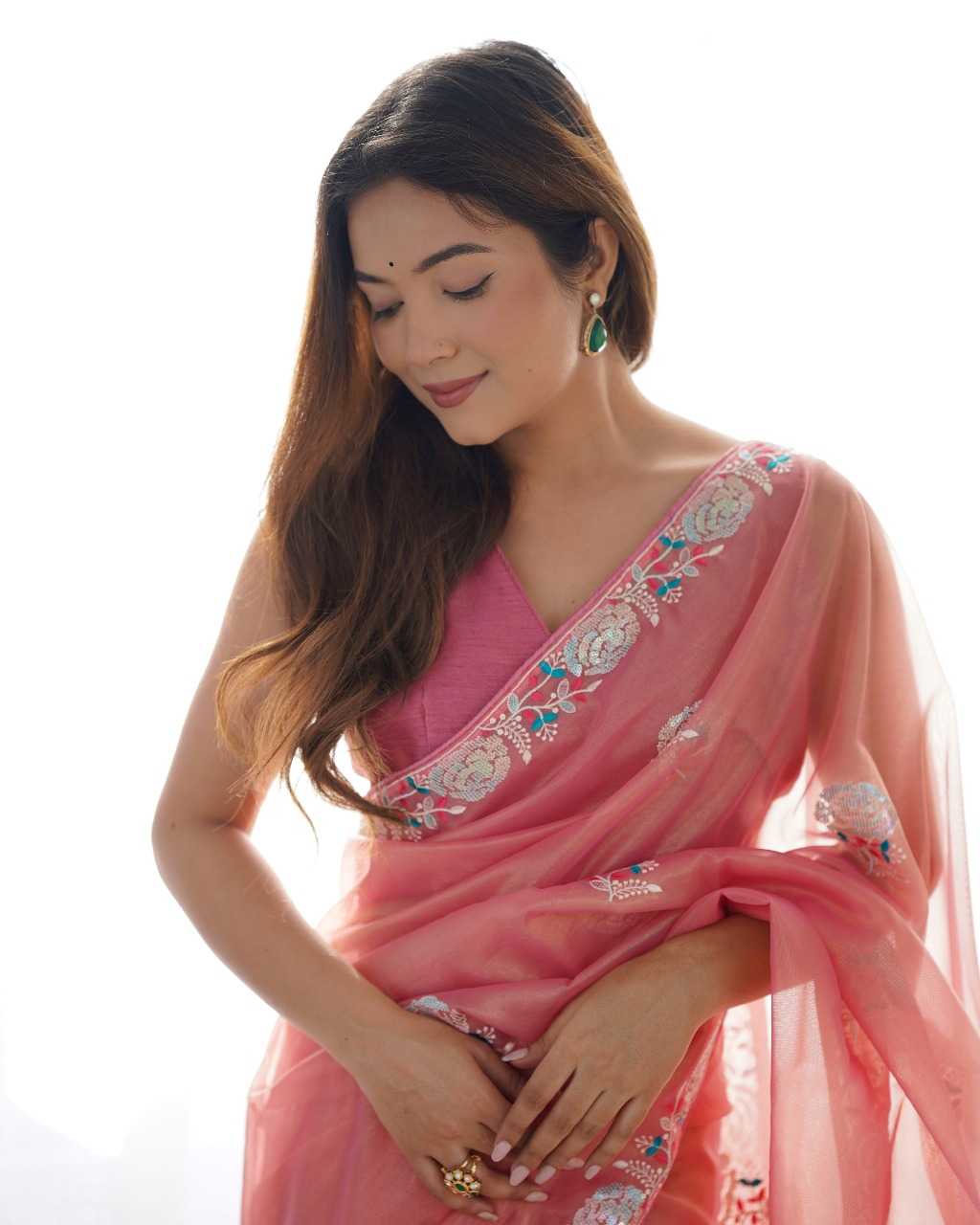 Designer Net Saree with Embroidered Border & Unstitched Banglori Silk Blouse – Party & Festive Wear (Peach)