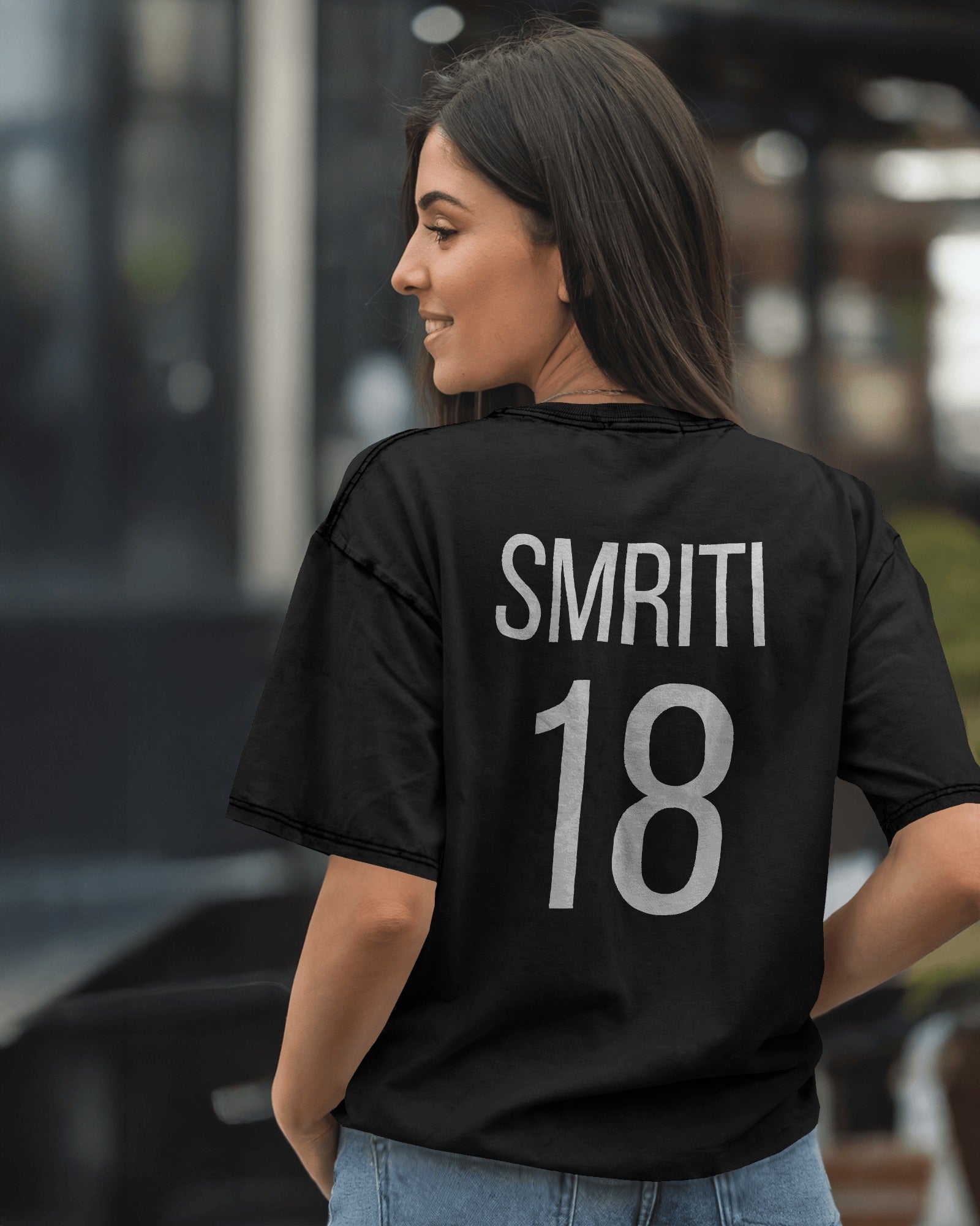 Smriti Mandhana #18 Unisex Classic T-shirt – Women’s Cricket World Cup Edition House of ViDi