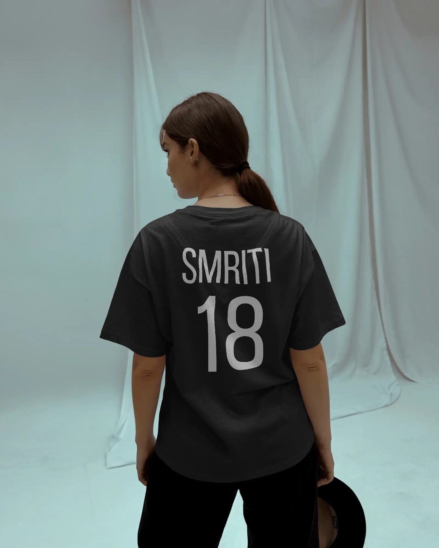 Smriti Mandhana #18 Unisex Classic T-shirt – Women’s Cricket World Cup Edition | House of ViDi