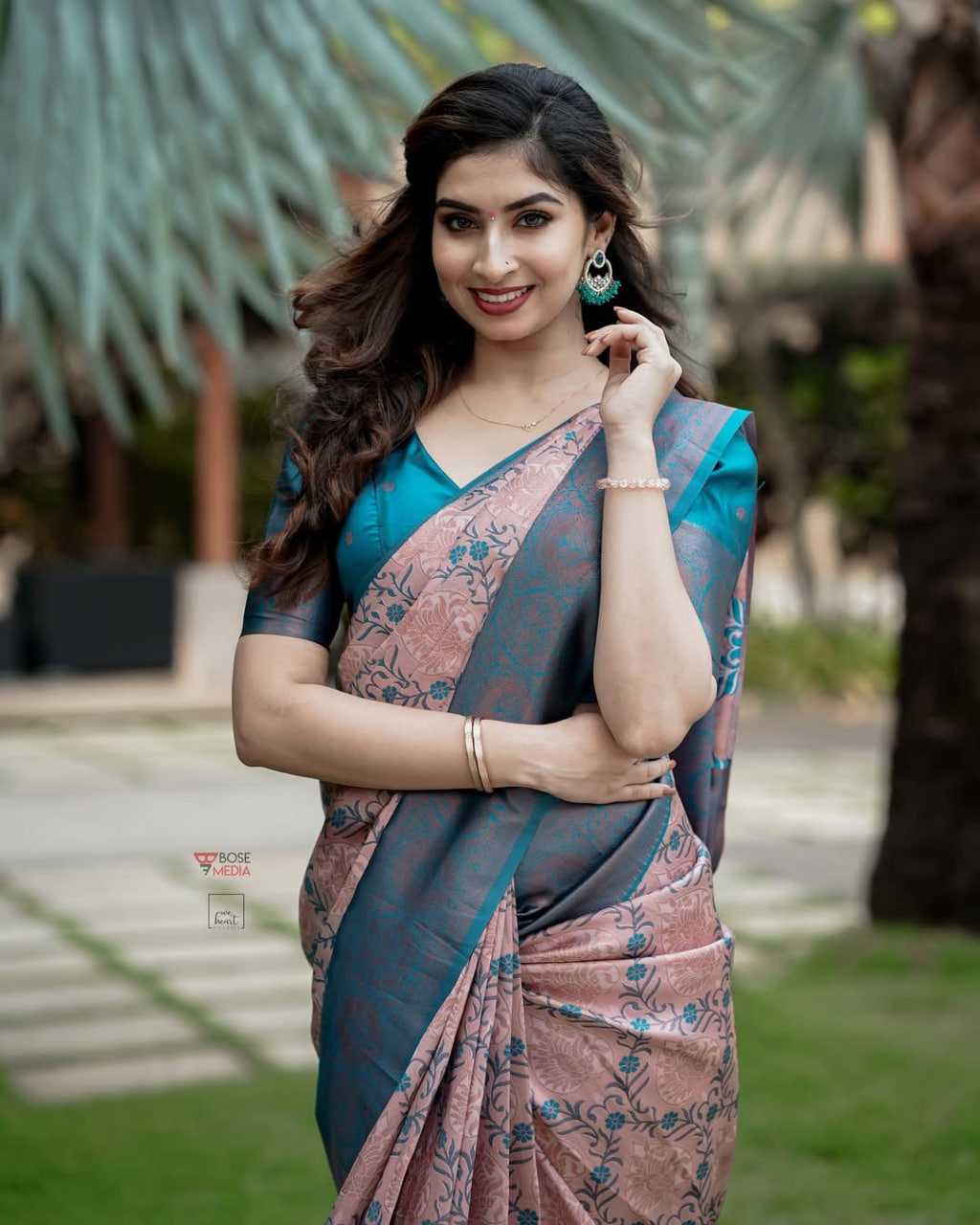 Banarasi Soft Lichi Silk Saree with Jacquard Weaving & Rich Pallu – Elegant Festive & Party Wear Drape - House of ViDi