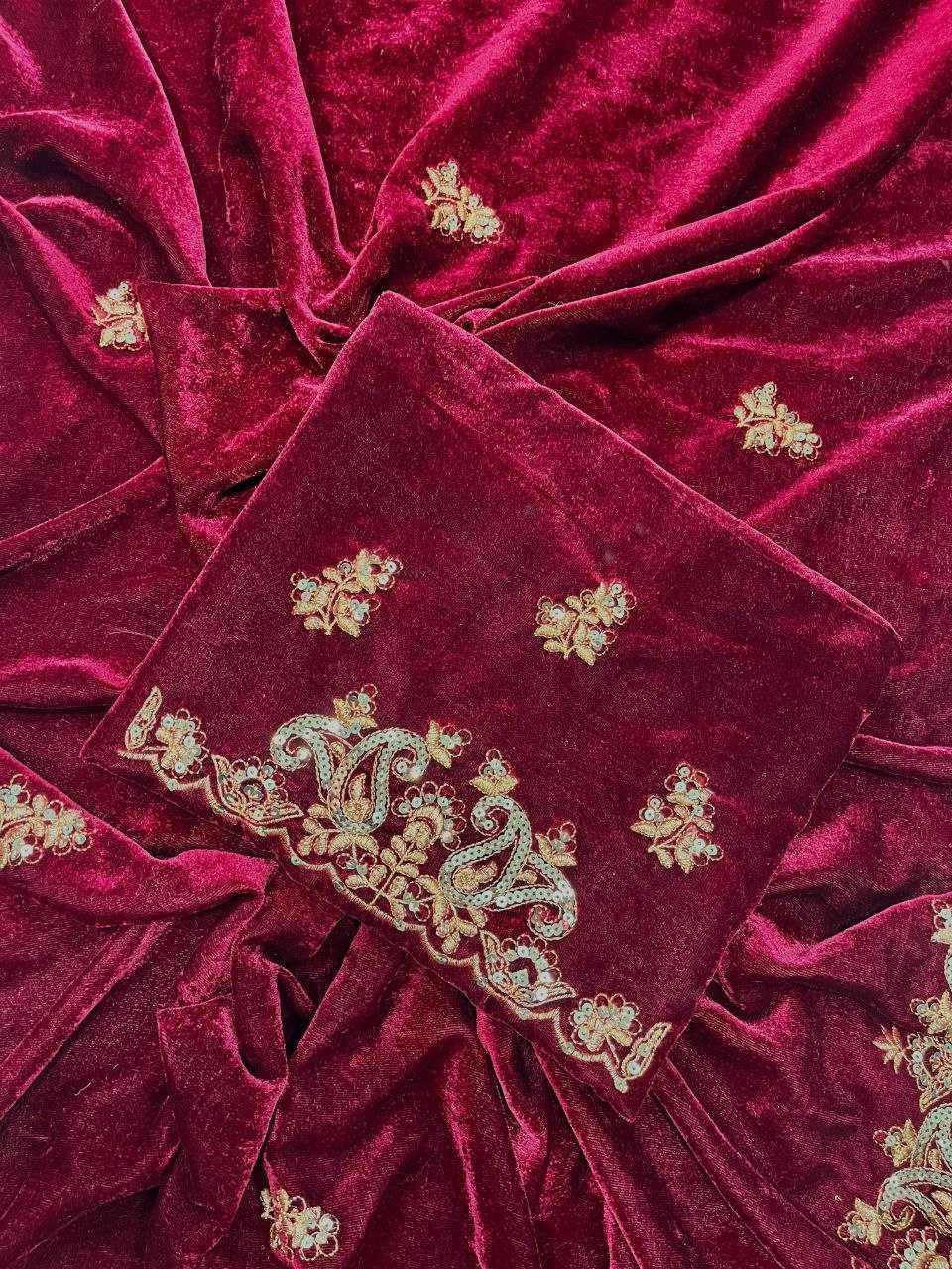 Divyanka Tripathi Inspired Velvet Saree – Burgundy - House of ViDi