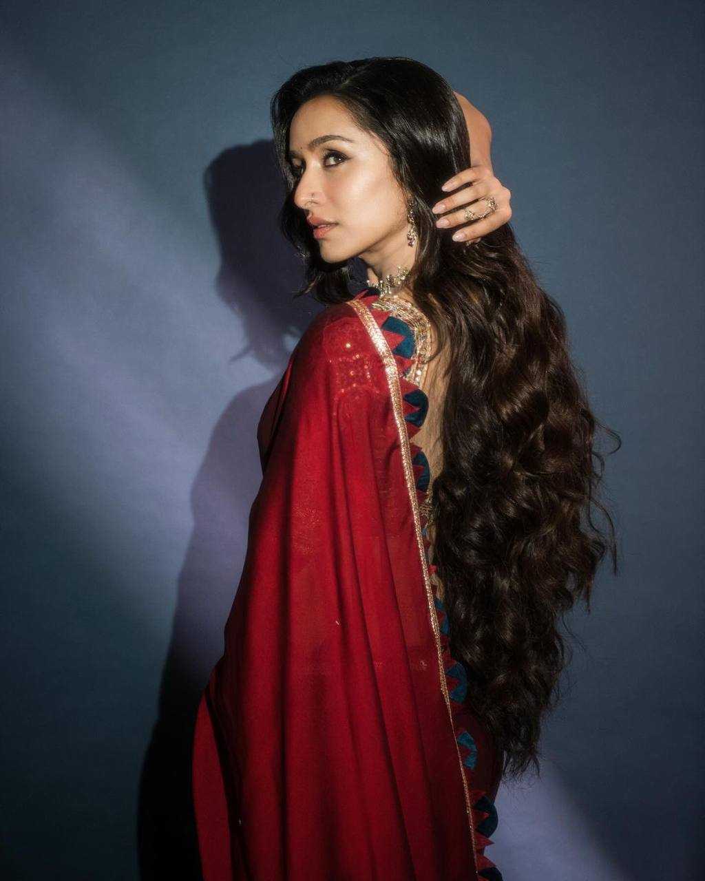Shraddha Kapoor Inspired Red Rangoli Silk Saree | Plain Cutwork Saree with Pearl Moti Detailing