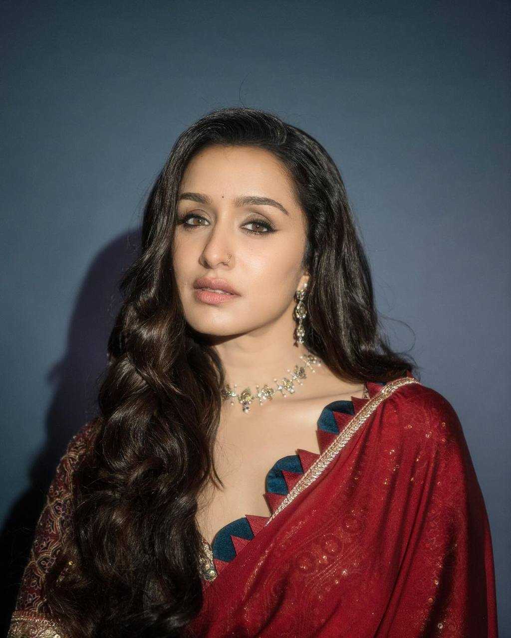 Shraddha Kapoor Inspired Red Rangoli Silk Saree | Plain Cutwork Saree with Pearl Moti Detailing
