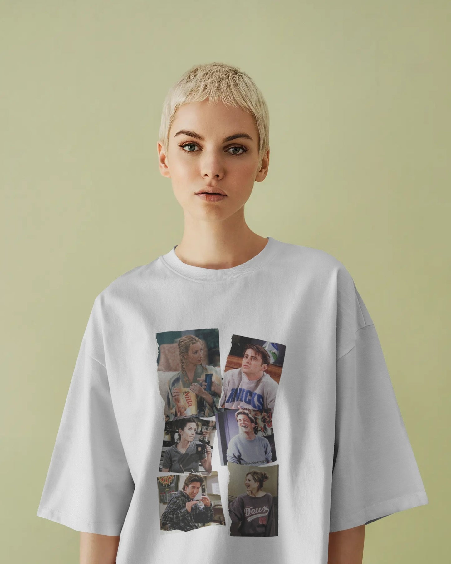 Oversized FRIENDS Collage T-Shirt – Iconic TV Show Moments Unisex Tee