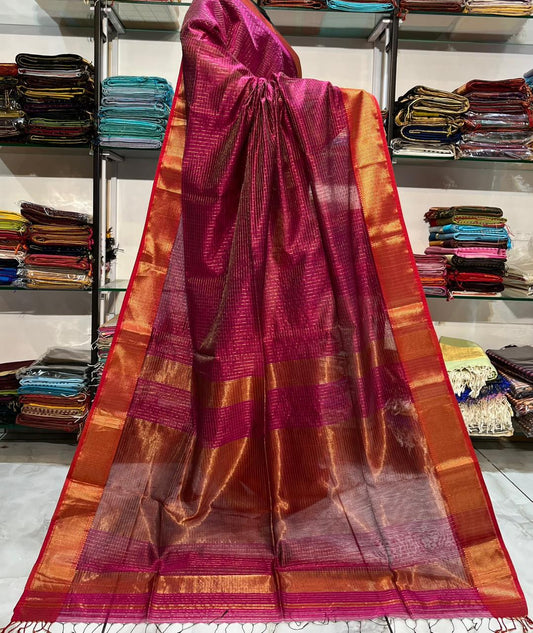 Dark Pink Pure Maheshwari Handwoven Silk-Cotton Zari Checks Saree with Traditional Border - House of ViDi
