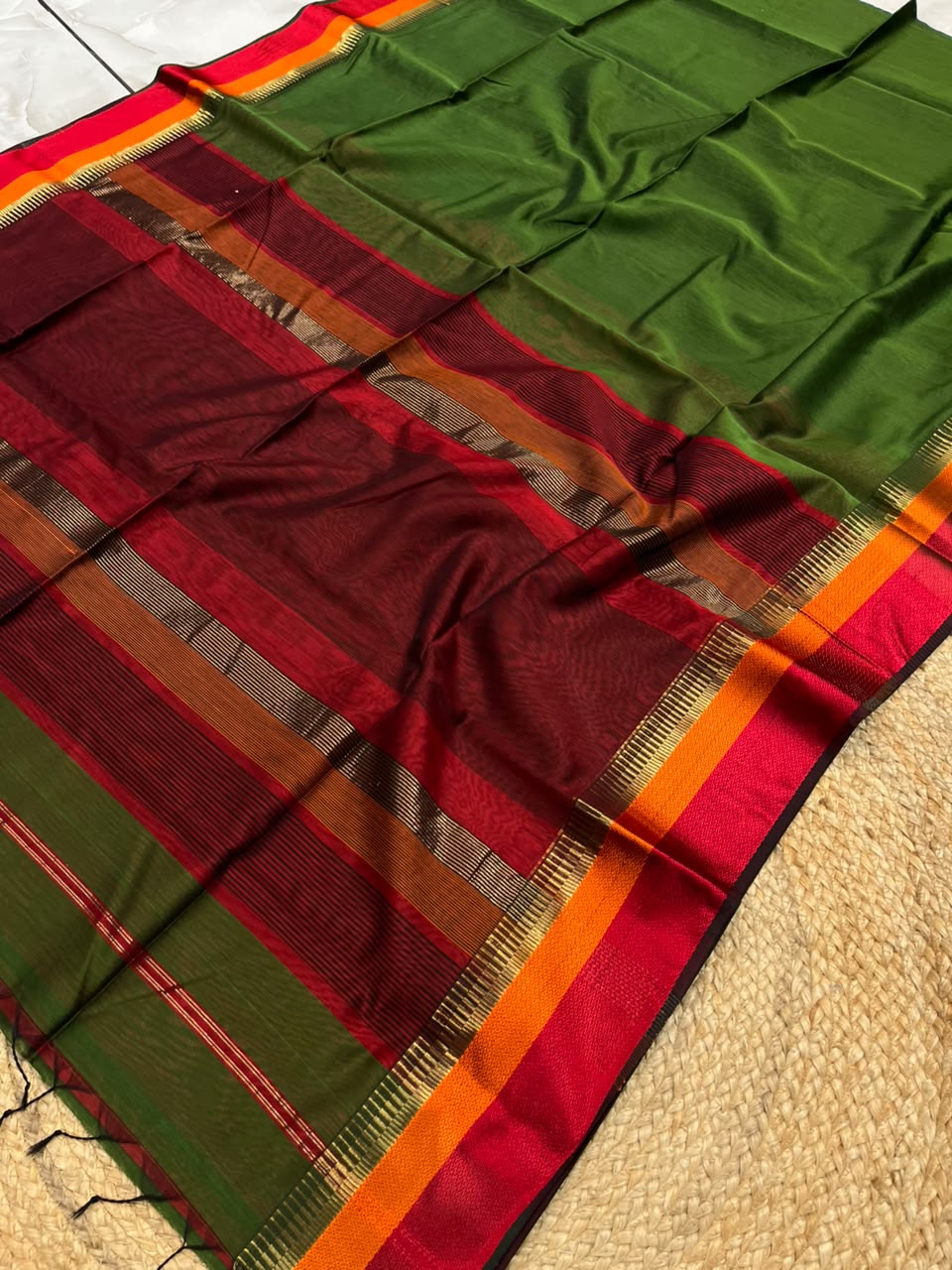 Bottle Green Pure Maheshwari Handwoven Multi-Kel Border Silk Cotton Saree