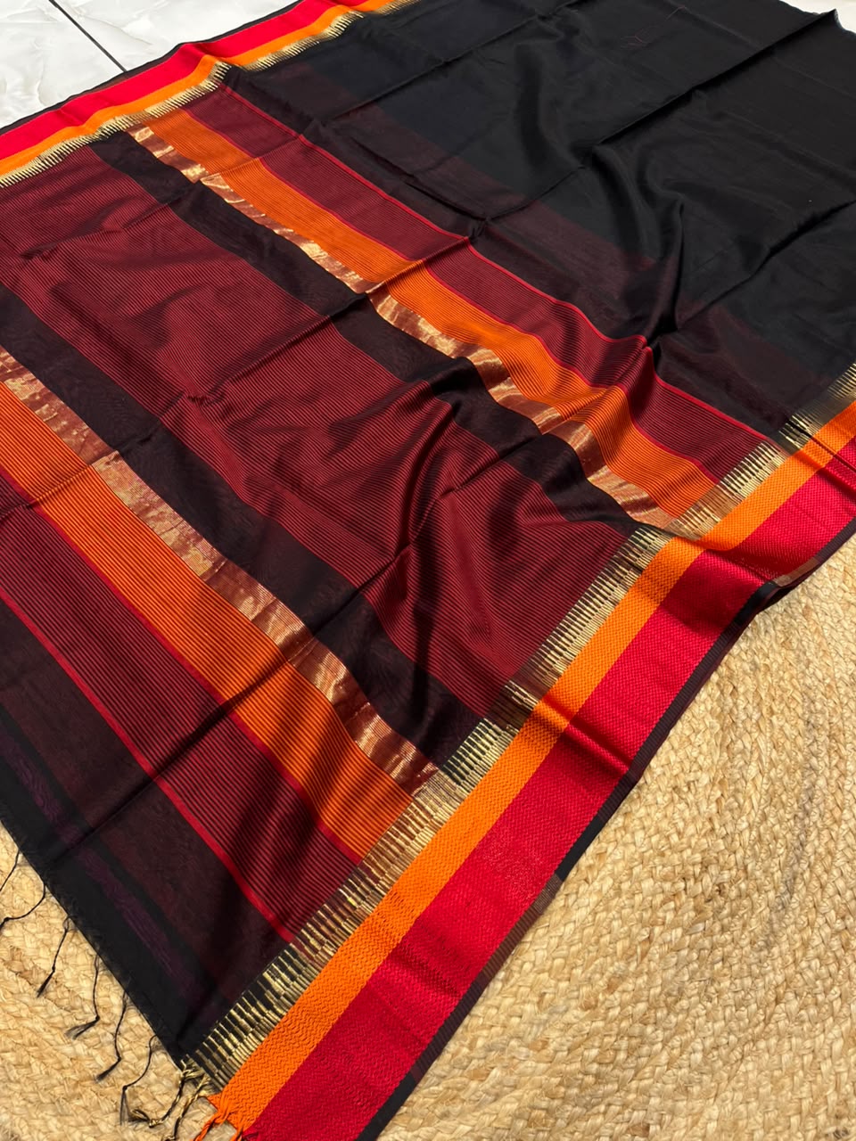 Black Pure Maheshwari Handwoven Multi-Kel Border Silk Cotton Saree
