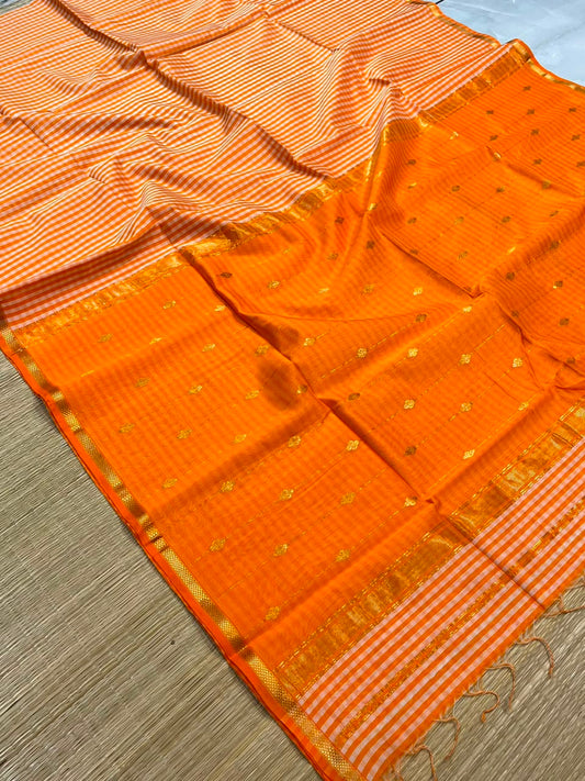 Kesari Orange Maheshwari Handwoven Chex Buti Line Pallu Saree