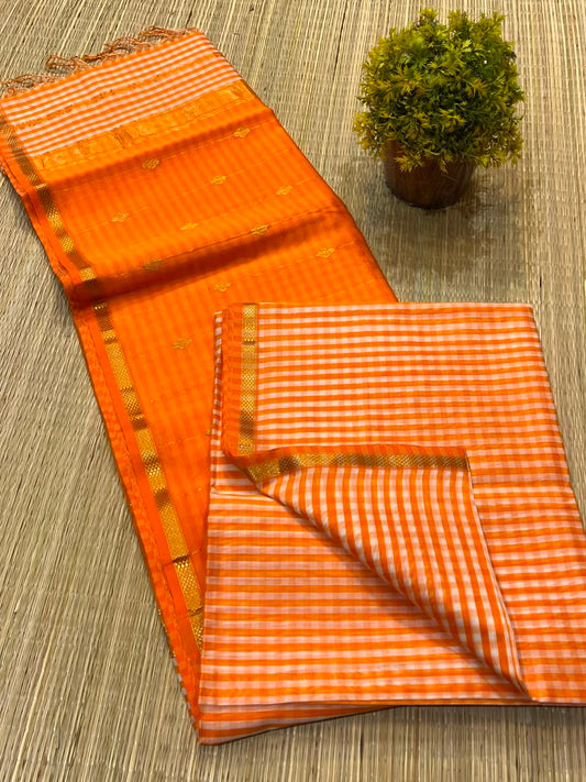 Kesari Orange Maheshwari Handwoven Chex Buti Line Pallu Saree