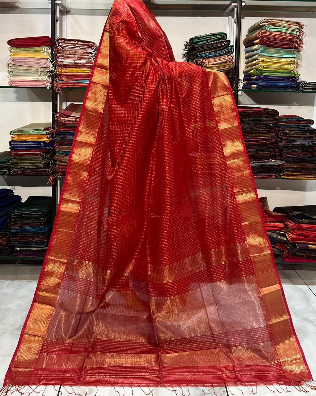Red Maheshwari Handwoven Zari Chex Saree