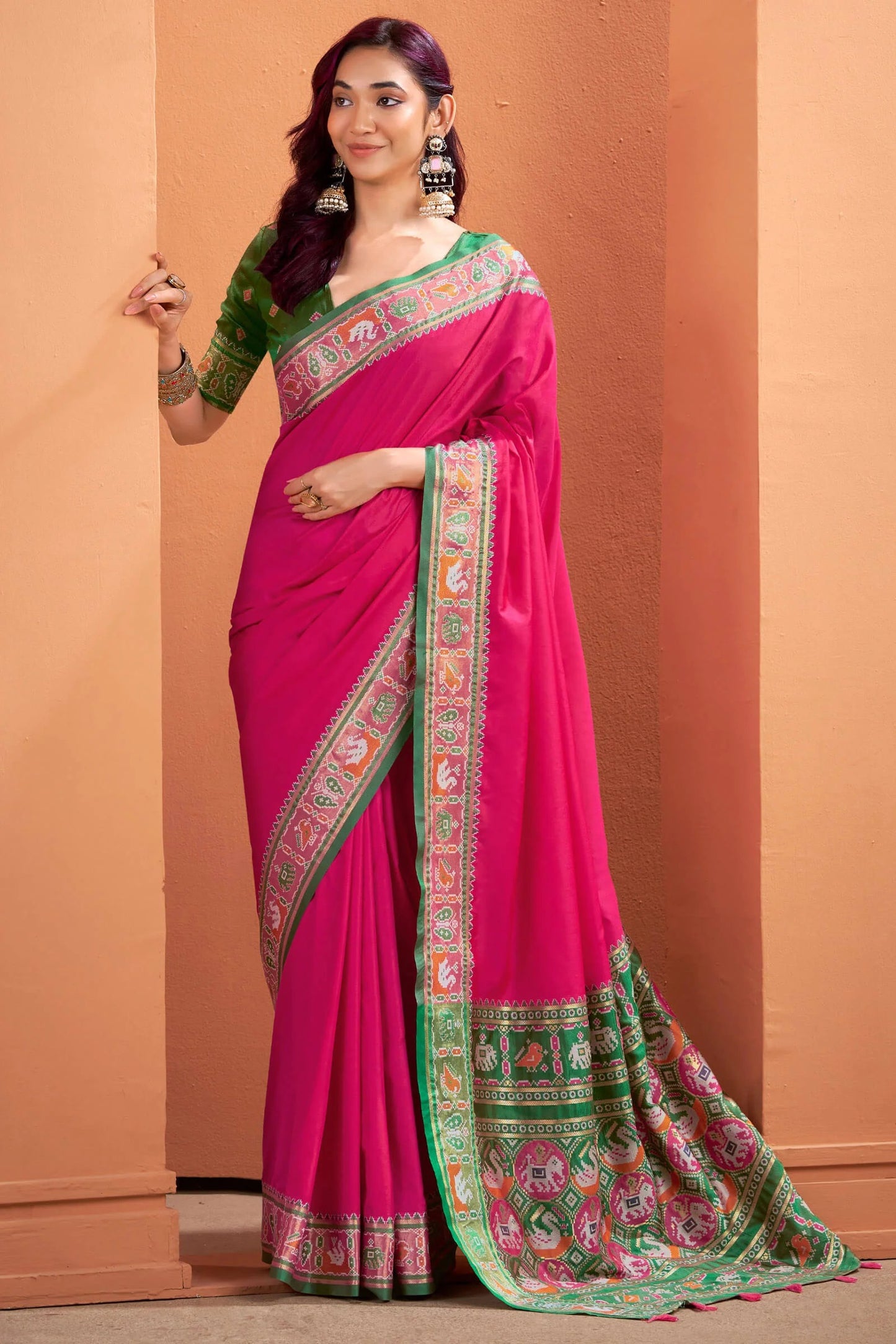 Rani Patola Silk Saree with Traditional Weaving Border – Elegant Festive & Party Wear Saree