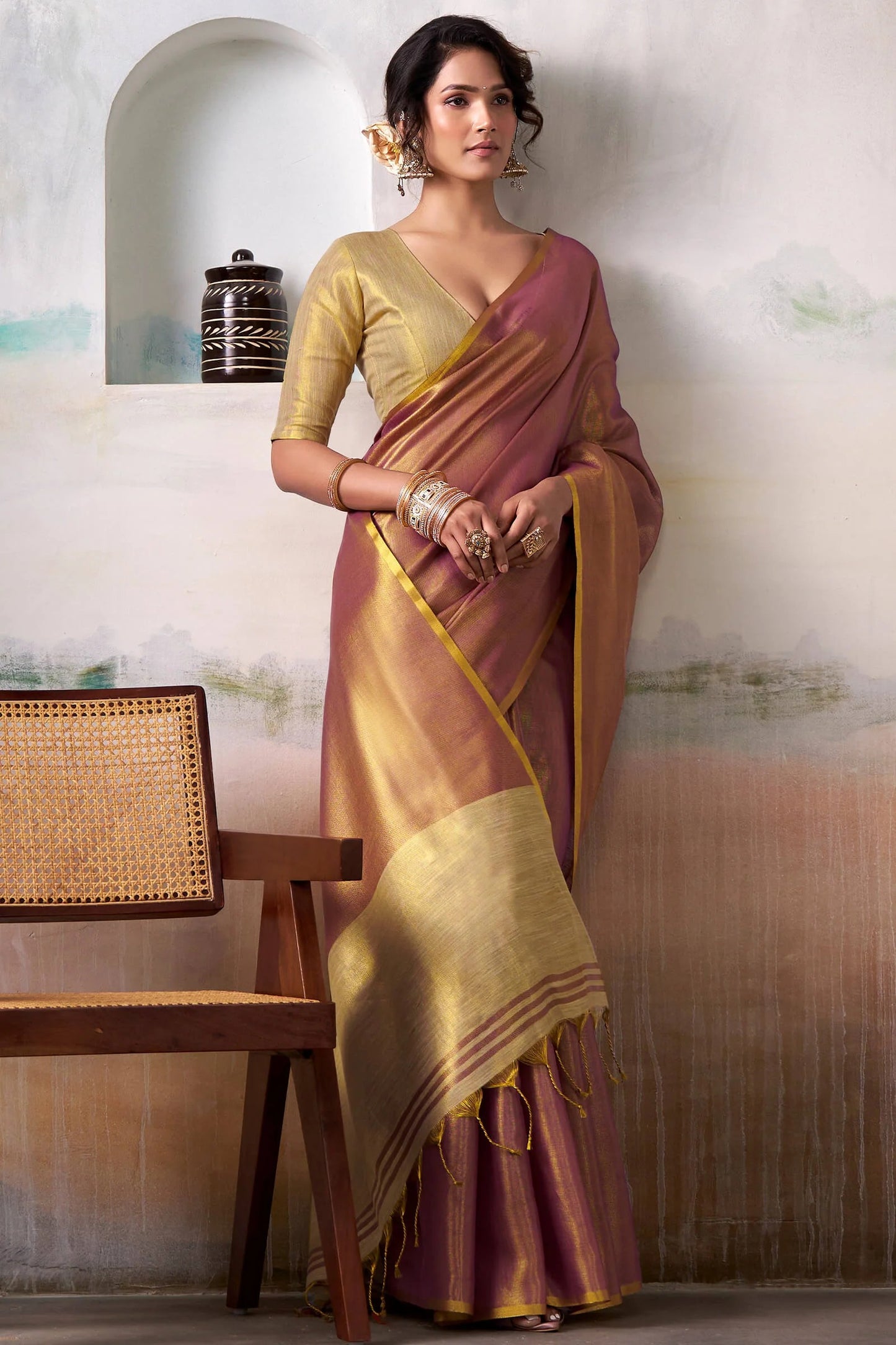 Dusty Pink Pure Handloom Tissue Silk Saree – Premium Designer Festive Wear Ensemble