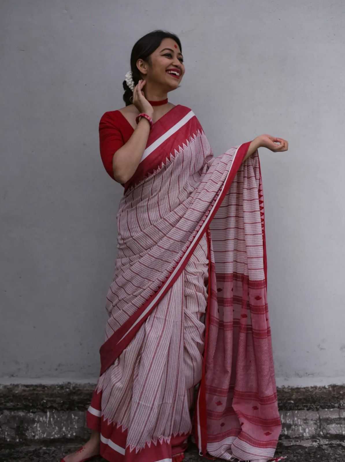 Red & White Cotton Printed Saree