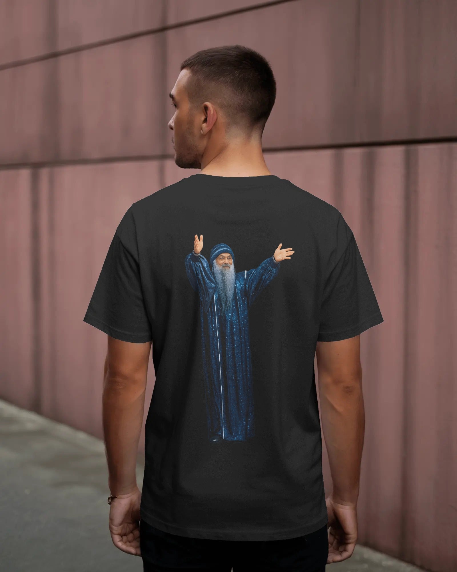 Unisex Classic Crew T-Shirt - House of ViDi