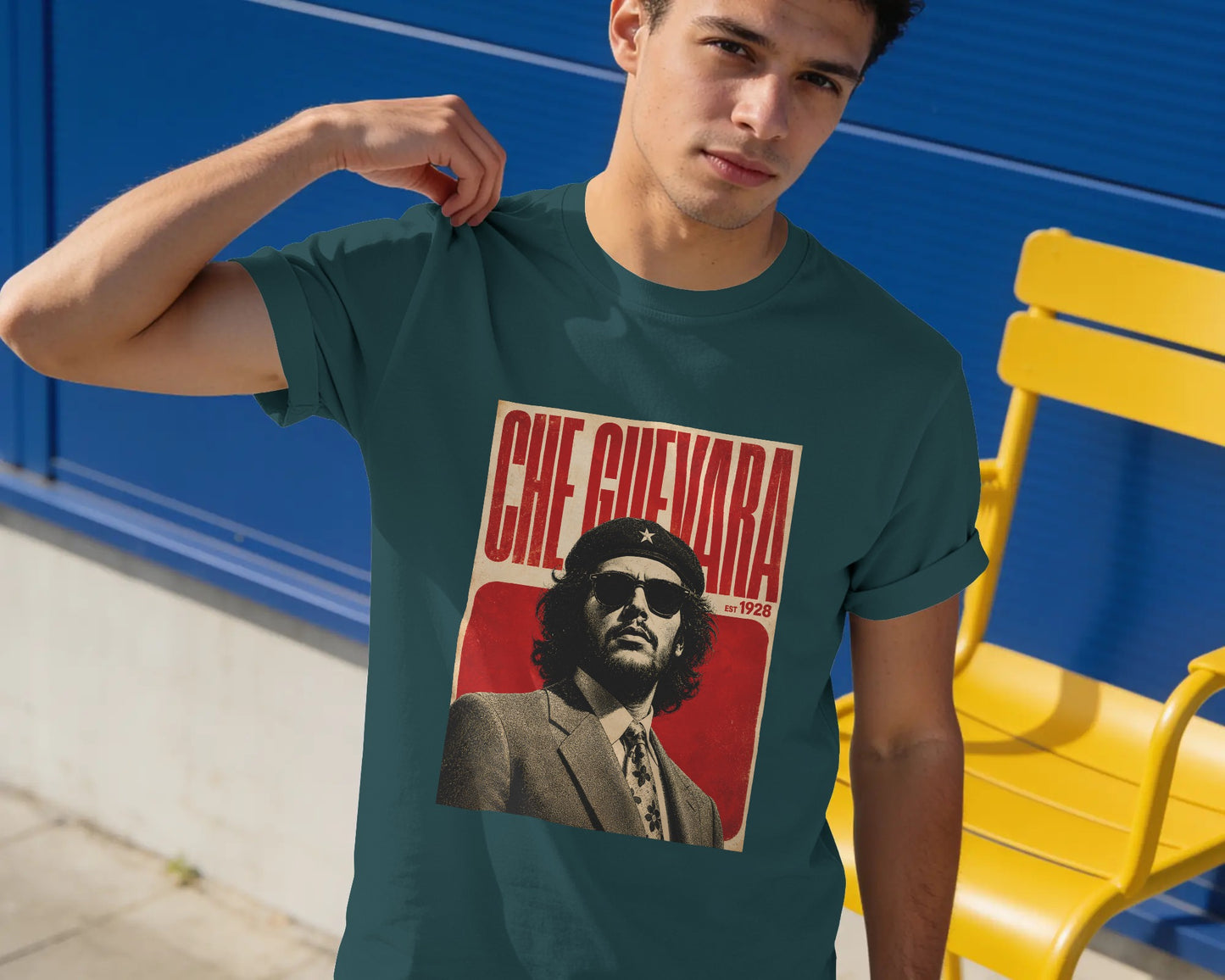 Che Guevara Est. 1928 Unisex Classic T-Shirt | Vintage Revolutionary Graphic Tee