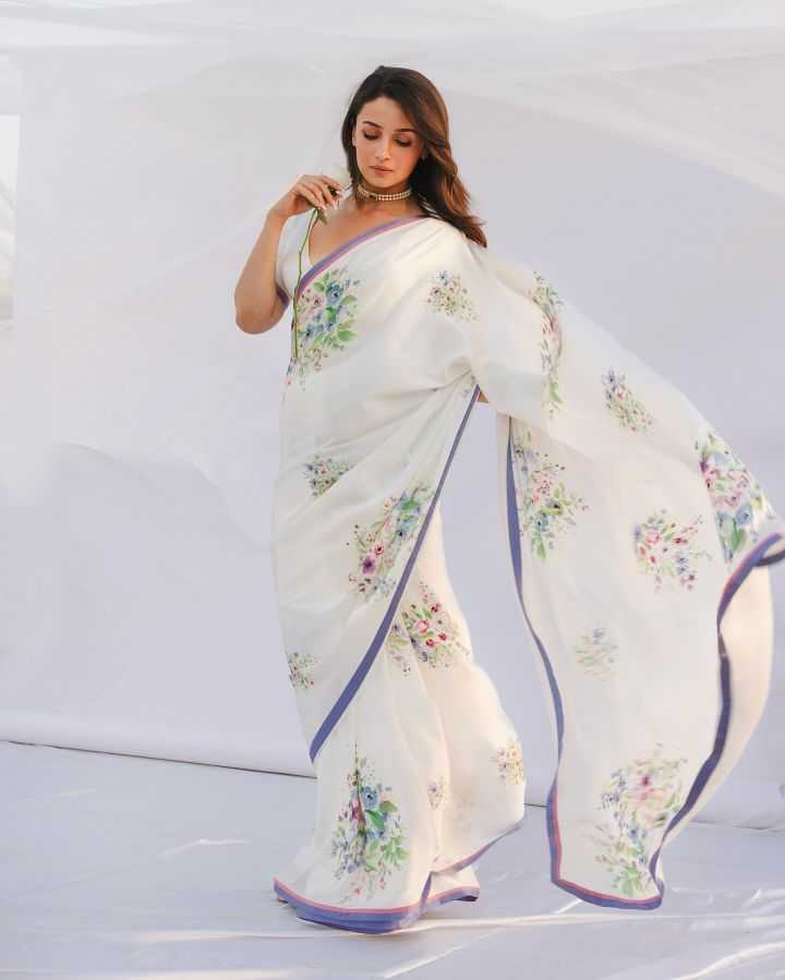 Alia Bhatt Inspired Floral Premium Silk Saree – Bollywood Style with Unstitched Blouse - House of ViDi