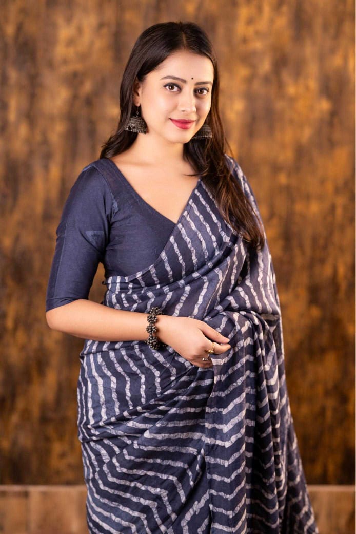 Navy Blue Chanderi Cotton Bagru Batik Printed Saree with Zig Zag Motifs & Tassel Pallu | House of ViDi