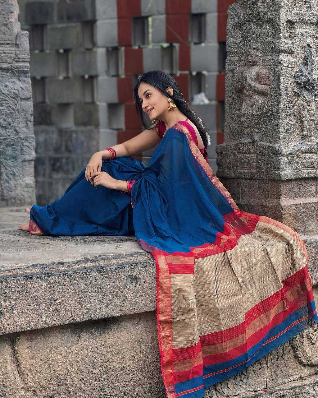 Soft Lichi Silk Saree with Rich Jacquard Weaving & Elegant Zahlars – Traditional Festive Wear