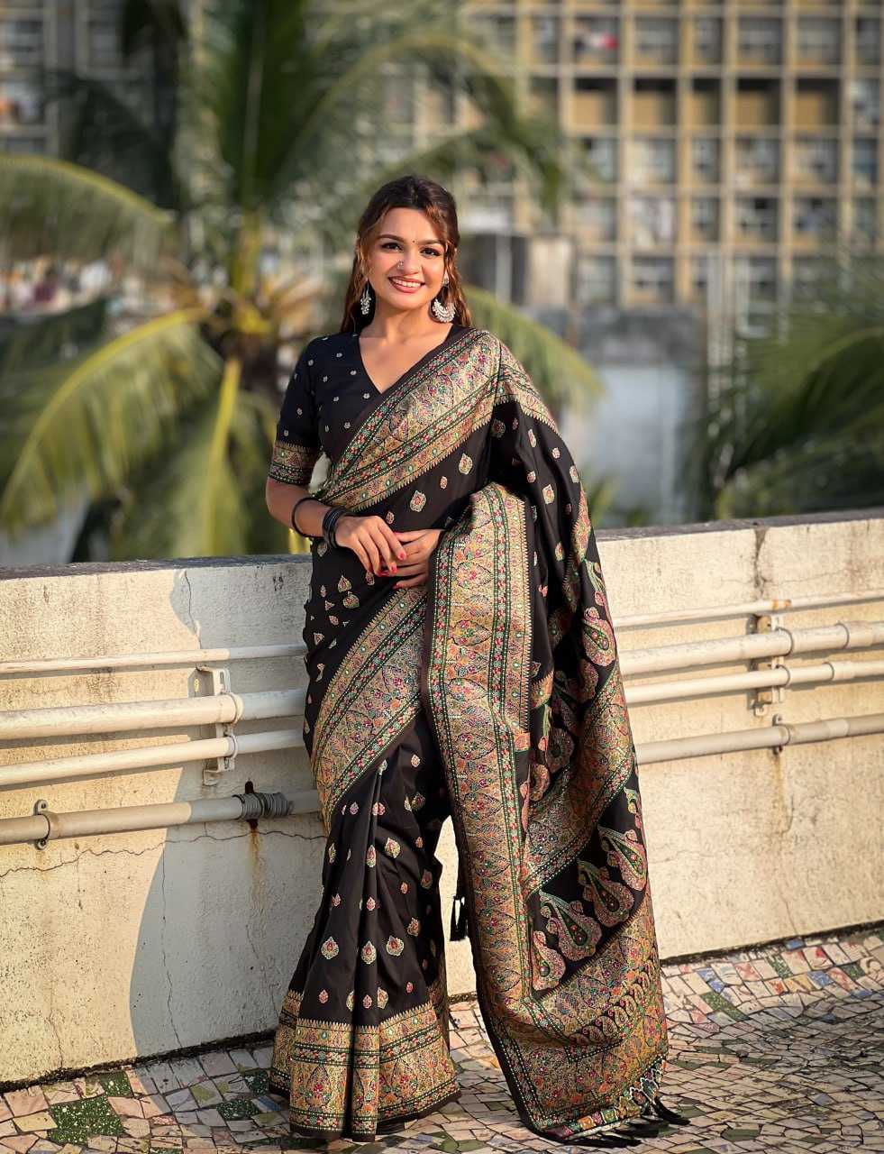 Luxury Pashmina Silk Saree with Golden Zari Work - Traditional Indian Wedding Saree with Unstitched Blouse Piece [Black] - House of ViDi