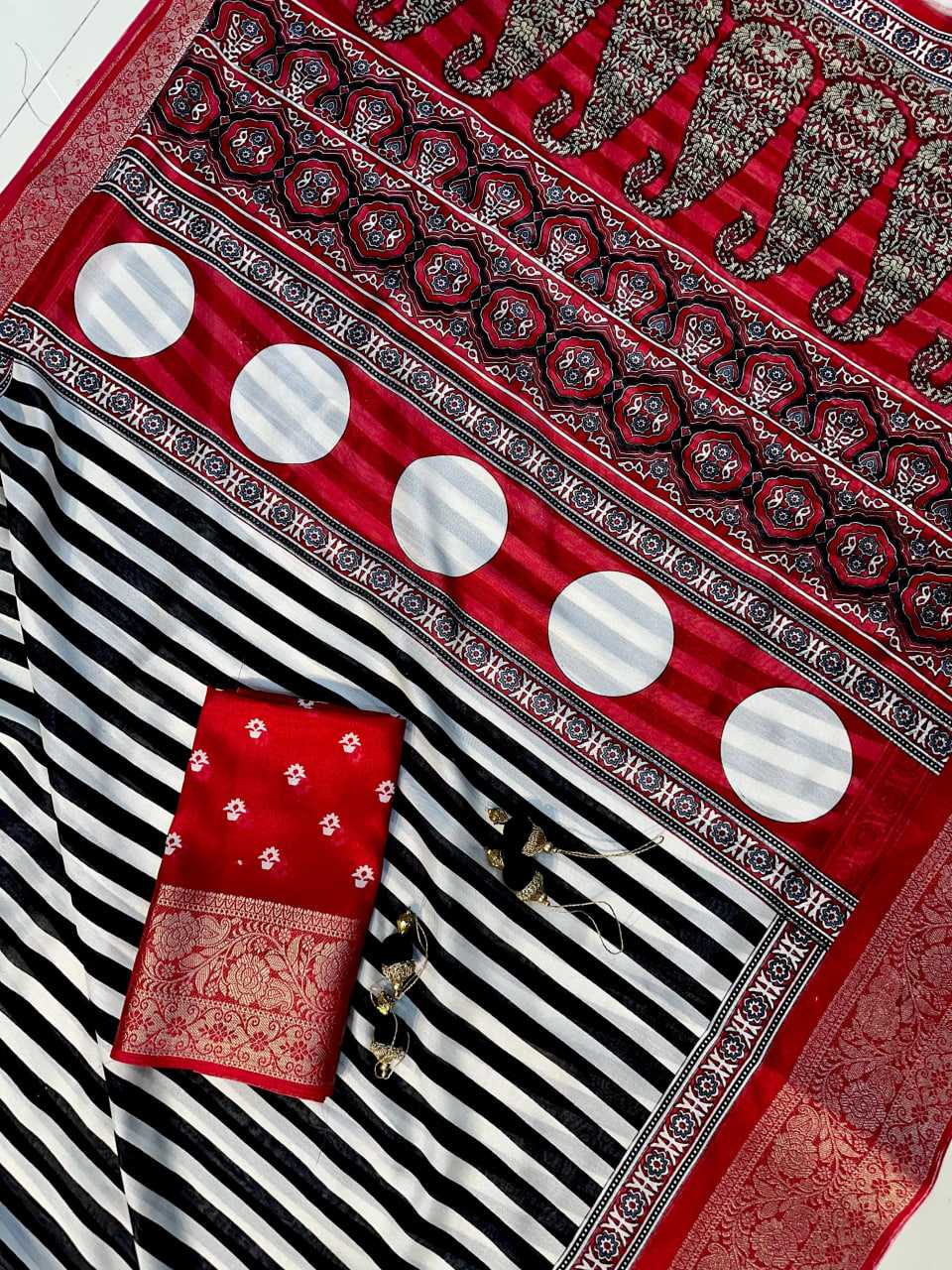 Red Soft Semi Dola Saree with Weaving Border & Contrast Blouse – Elegant Festive & Office Wear Saree