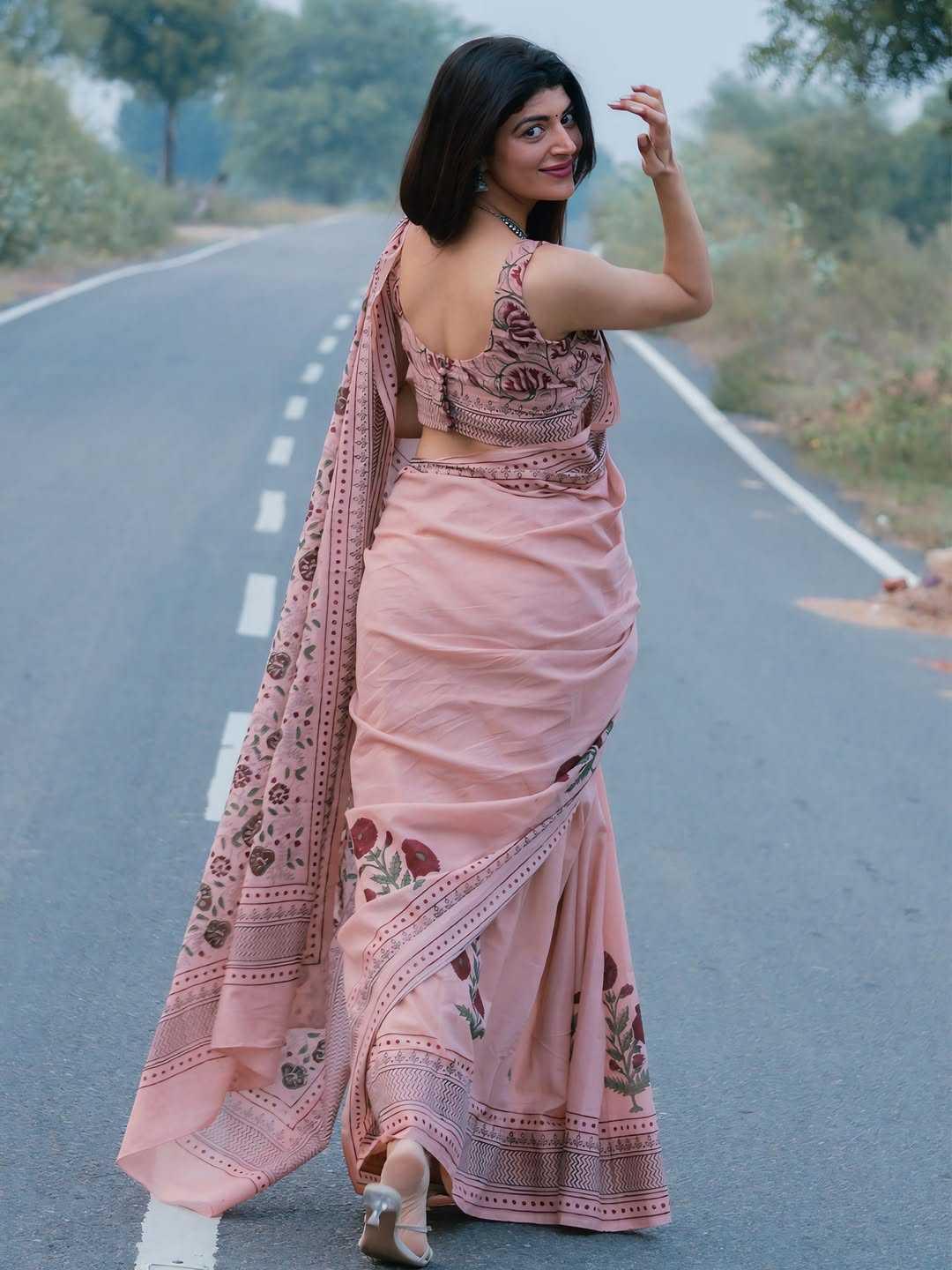 Printed Linen Festive Saree with Digital Blouse [Blush Pink] - House of ViDi