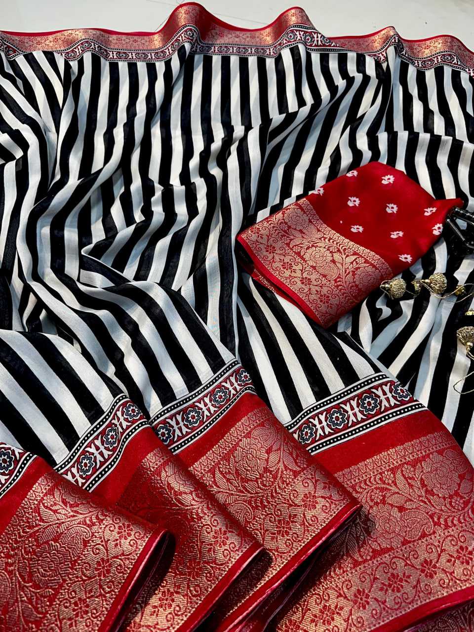 Red Soft Semi Dola Saree with Weaving Border & Contrast Blouse – Elegant Festive & Office Wear Saree