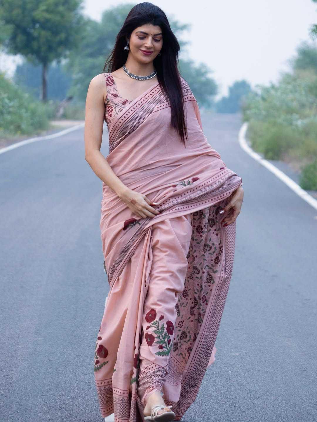 Printed Linen Festive Saree with Digital Blouse [Blush Pink] - House of ViDi