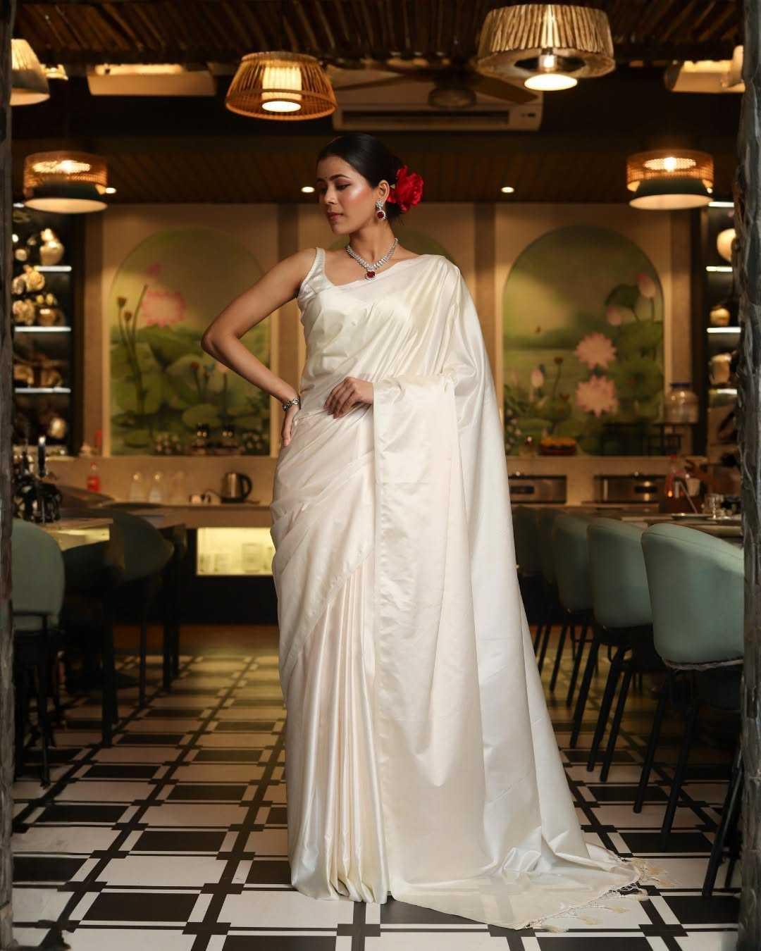 White Premium Party Wear Crepe Silk Saree with Matching Blouse - House of ViDi