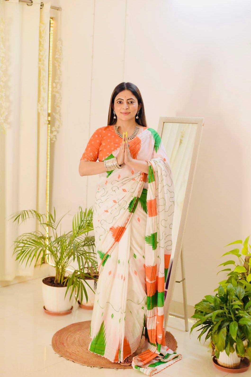 Mulmul Cotton Hand Block Printed Saree with Mirror Work Blouse | Party & Festive Wear Cotton Saree [Ivory Orange] - House of ViDi
