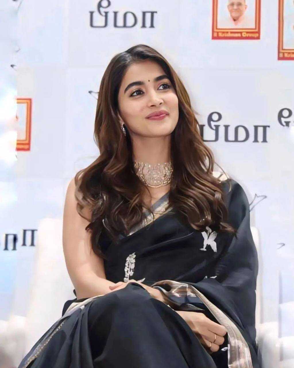 Pooja Hegde Soft Lichi Silk Saree with Jacquard Weaving – Celebrity-Inspired Elegance with Contrast Blouse - House of ViDi