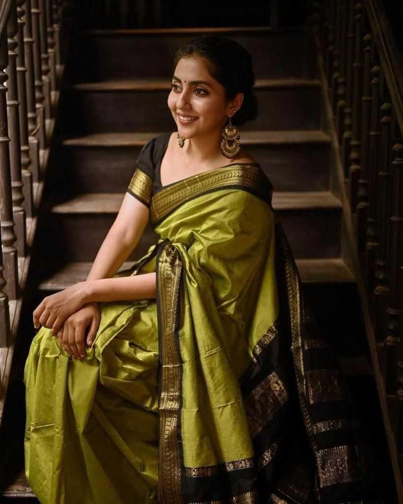 Mehndi Soft Lichi Silk Saree with Rich Pallu & All-Over Jacquard Weaving | Designer Traditional Silk Saree - House of ViDi