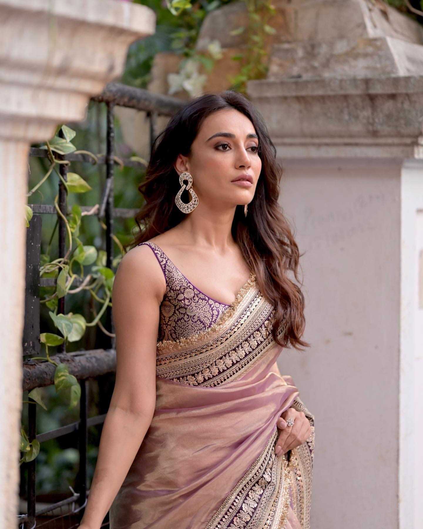 Designer Soft Twill Net Saree with Sequin & Dori Embroidery – Jacquard Silk Blouse - House of ViDi