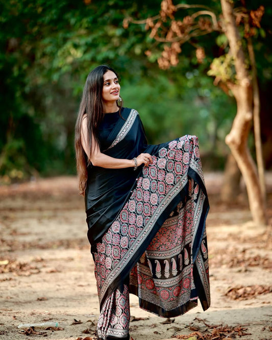 Black Gajji Silk Saree with Traditional Printed Pallu – Semi Japan Gajji Silk with Unstitched Blouse - House of ViDi