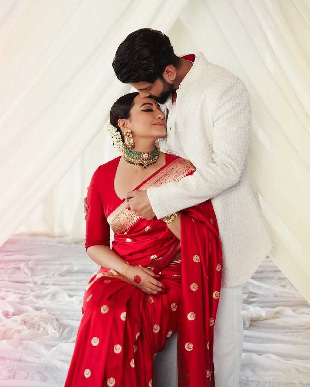 Sonakshi Sinha Inspired Soft Lichi Silk Saree with Jacquard Weaving & Rich Pallu – Timeless Ethnic Elegance - House of ViDi
