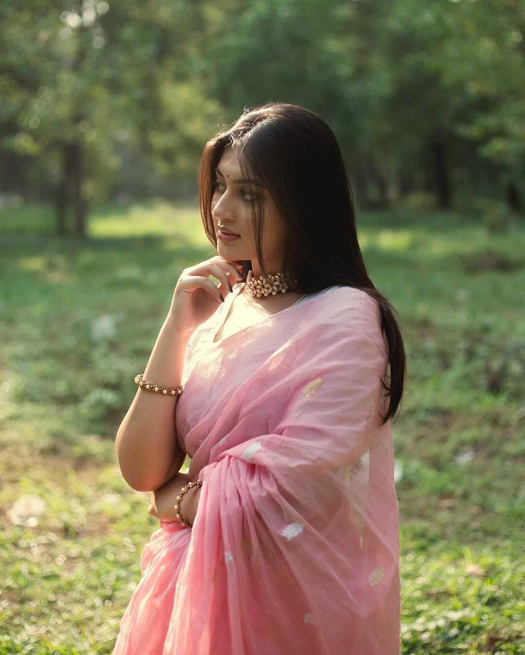 Pink Linen Slab Saree with Jacquard Weaving & Rich Pallu - House of ViDi