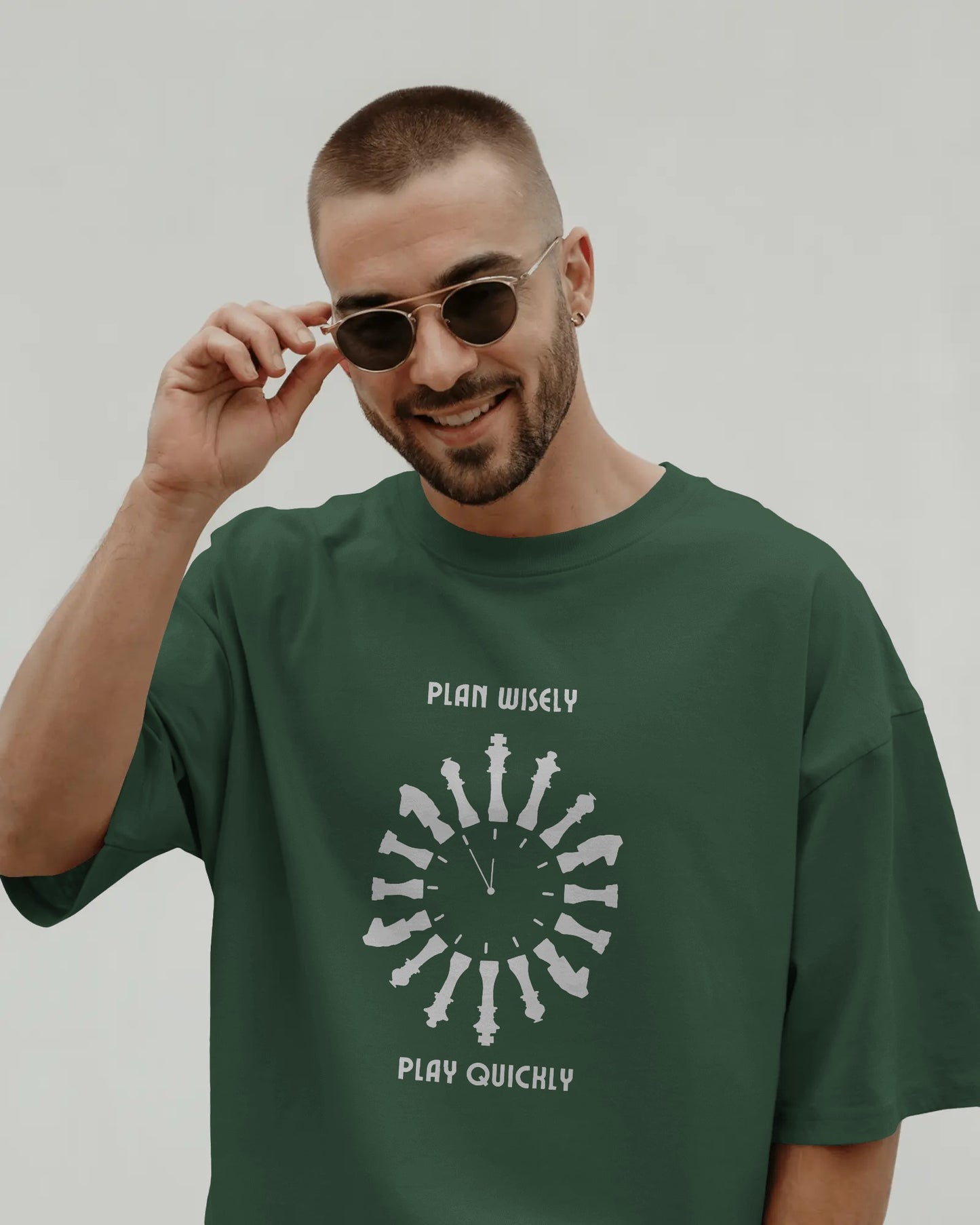 Plan Wisely Play Quickly – Unisex Oversized T-Shirt | Think Sharp. Move Fast.