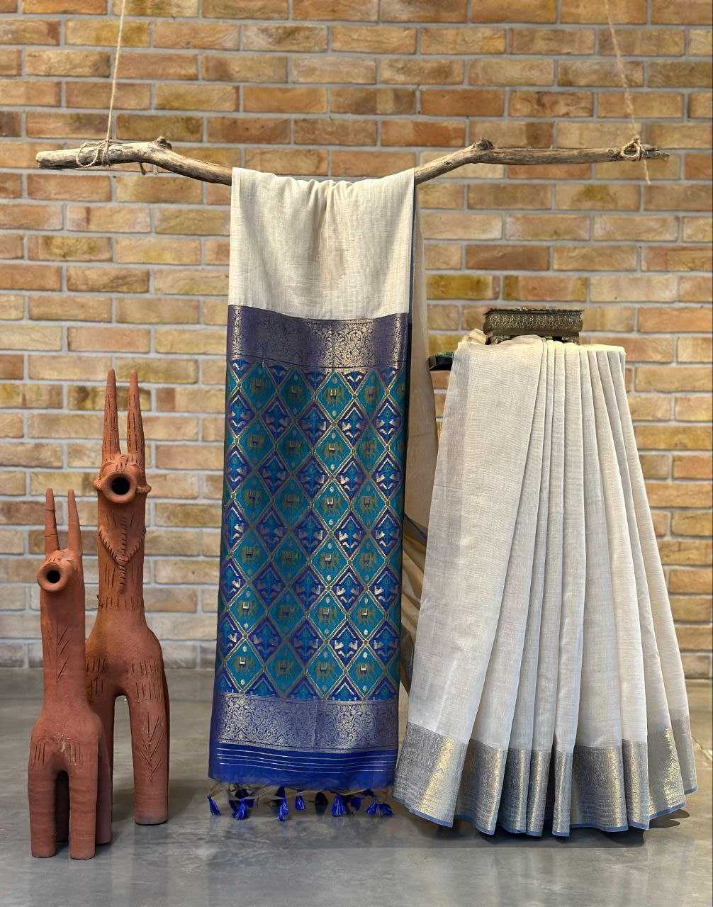 Blue Pure Khadi Cotton Handwoven Traditional Saree - House of ViDi