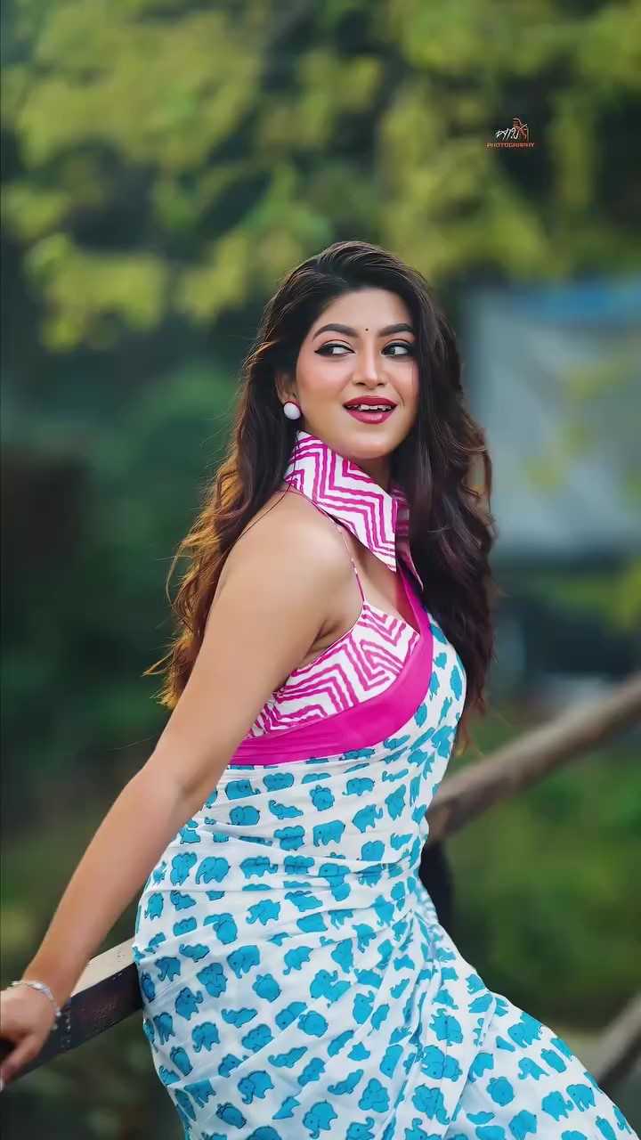 Digital Printed Linen Saree with Designer Blouse